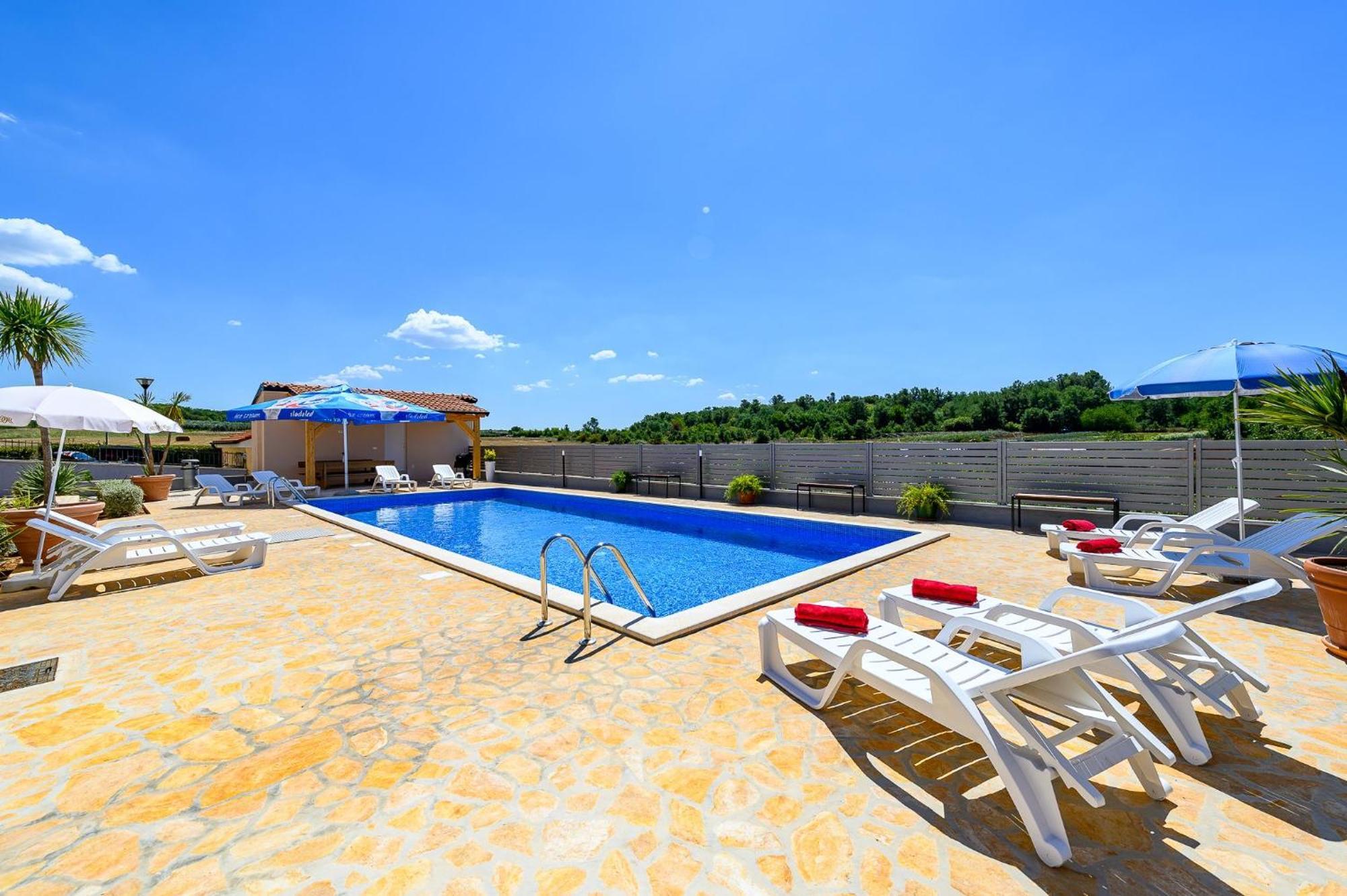 Stancija Amorozo 5 - N. 7 * Poreč